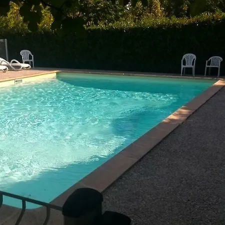 Location De Gites Les Sources Chambonas/Les Vans Exterior photo