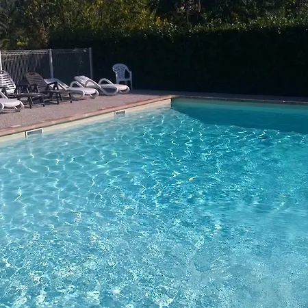 Location De Gites Les Sources Chambonas/Les Vans Exterior photo